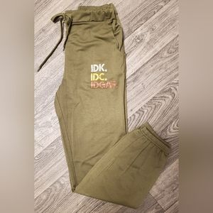 NWOT'S SWEAT PANTS | SIZE SMALL